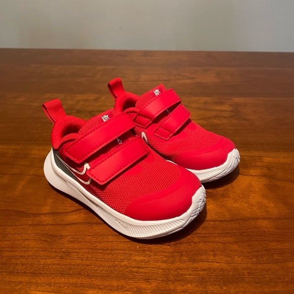 Nike Boys Star Runner 3 [DA2777-607] Red/Gray Running Shoes Sneakers - Picture 3 of 7